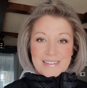 Meet your Posher, Anita